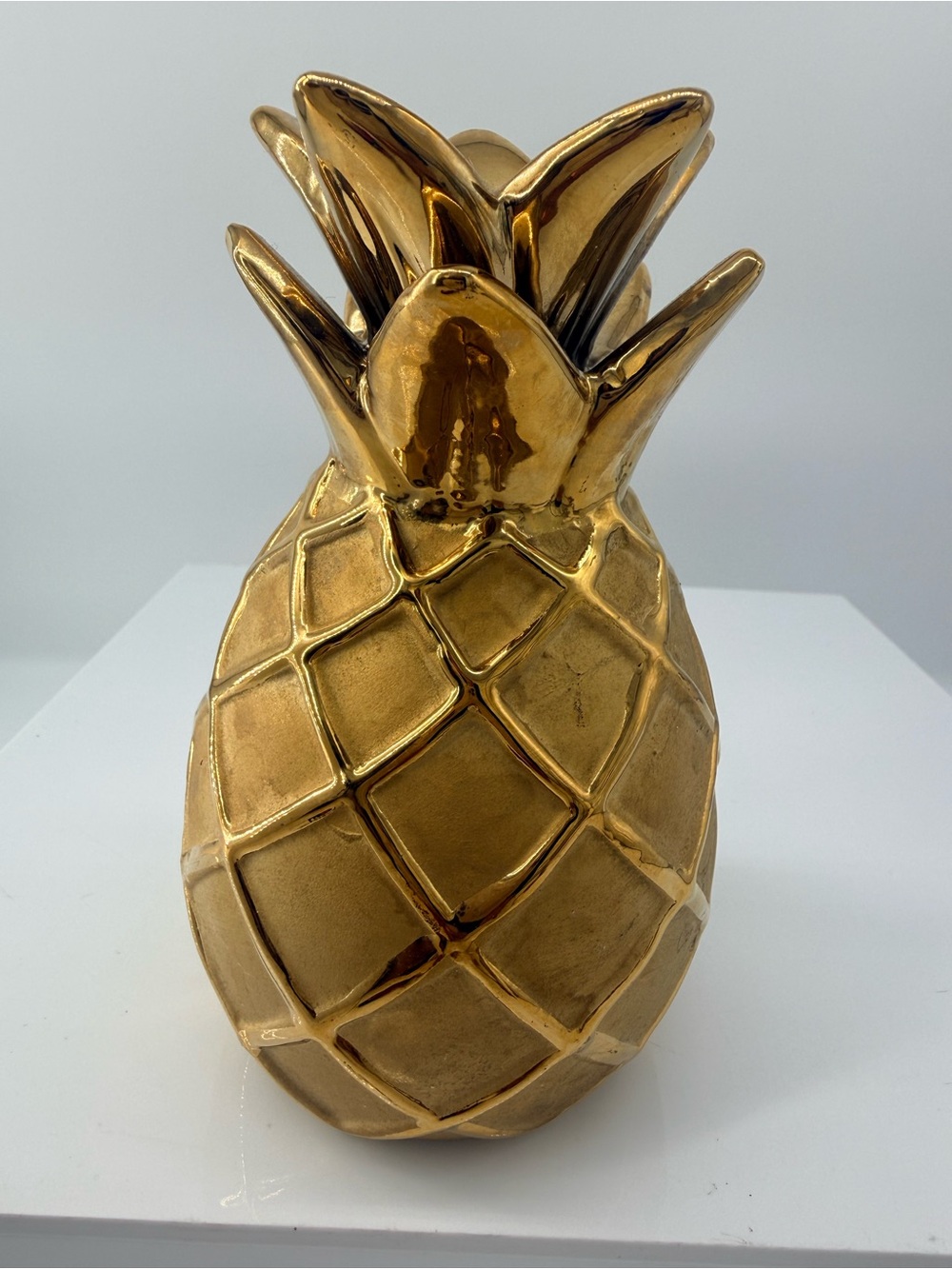 Gold Ceramic Pineapple Décor - Decorative Accent